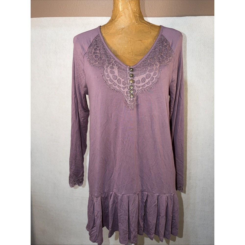 Matilda Jane small purple top Lace Trim & Accents Ruffle Bottom Size S